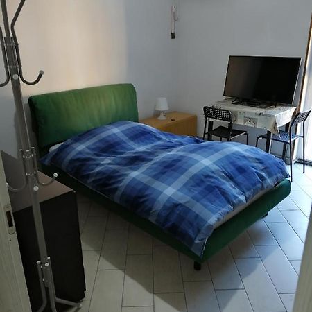 Emily'S Rooms "Villa Romana" Cir17067 Ντεζεντσάνο ντελ Γκάρντα Εξωτερικό φωτογραφία
